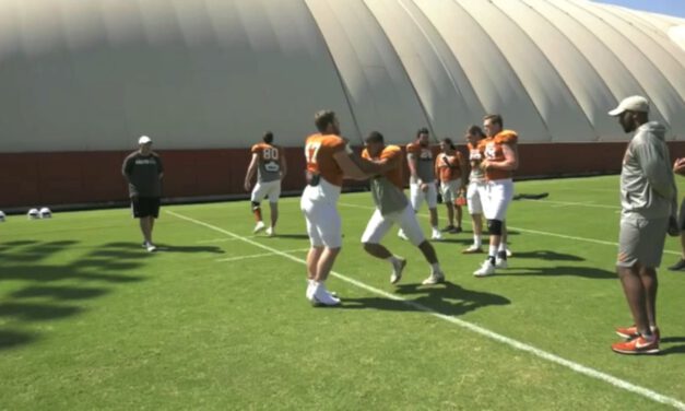 OL Bull Rush Defeat Drill- University of Texas