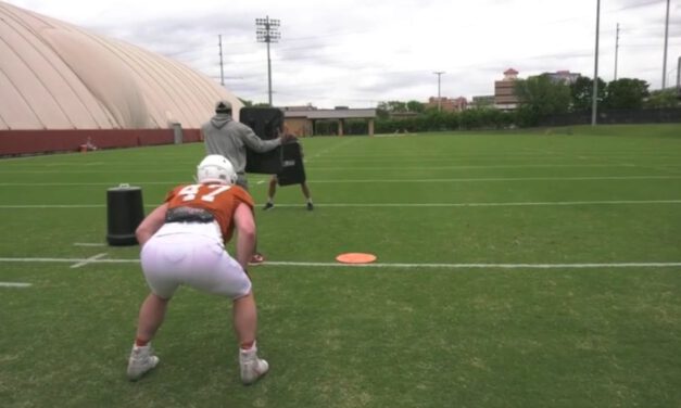 TE Insert Zone Drill from Playside Position- University of Texas