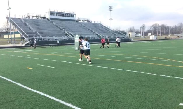 Guard Kick Out Block (Square Defender)- Cloverleaf High School (OH)