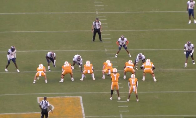 Duo Tackle Pull Variant (Arc Tag)- University of Tennessee